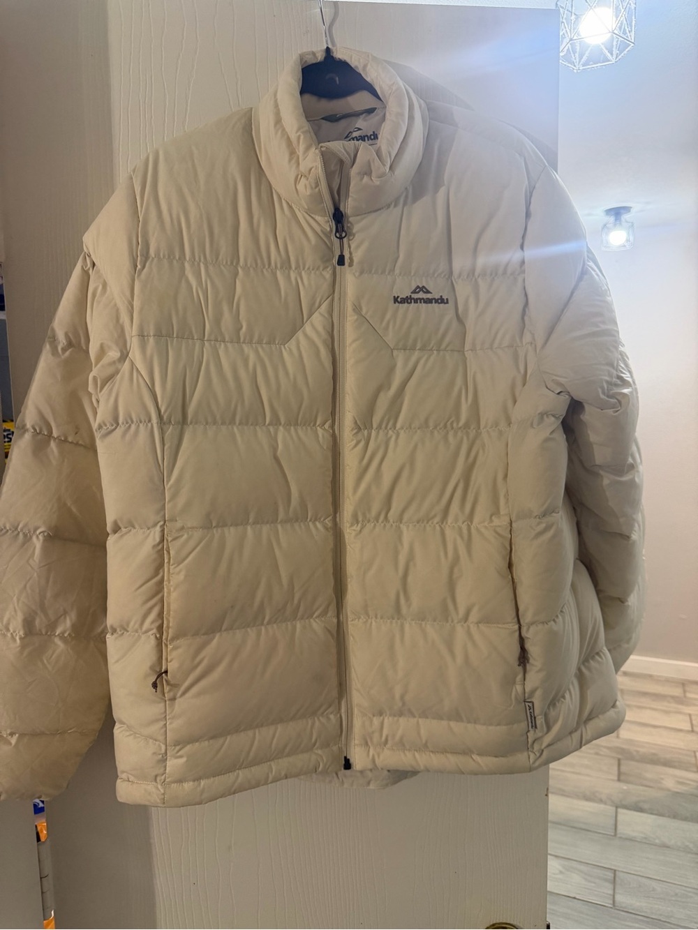 Kathmandu Men’s Off-White Puffer Jacket